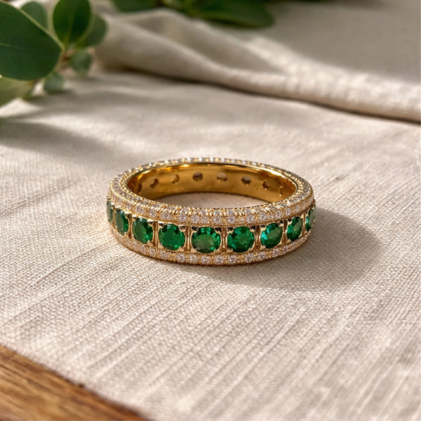 Emeria Royale Silver Band Ring