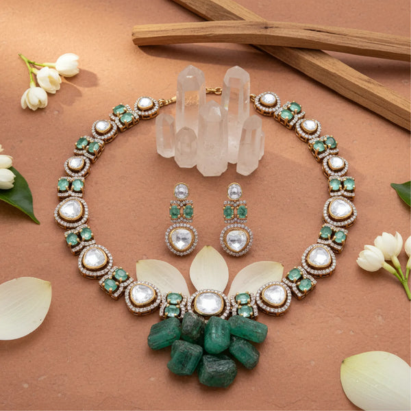 Emerald Radiance Necklace Set