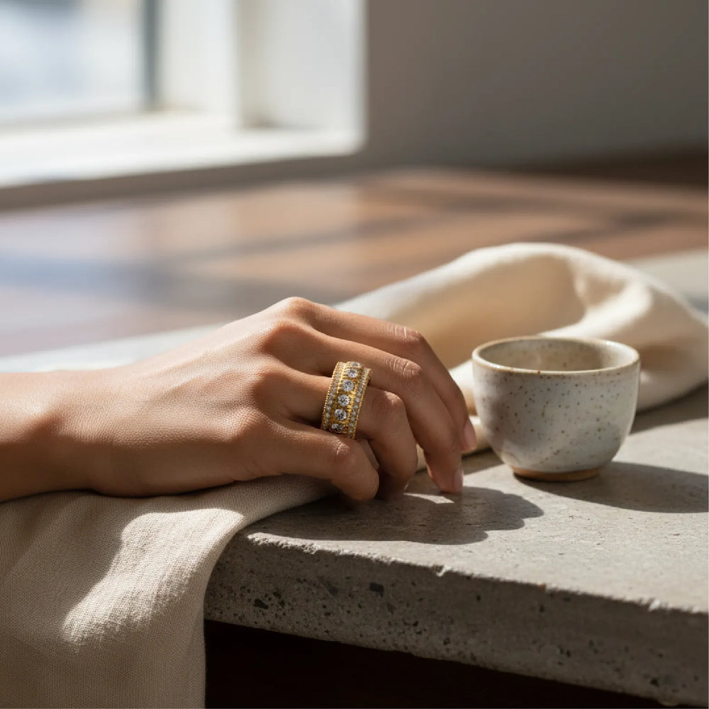 Royal Sparkle Band Ring