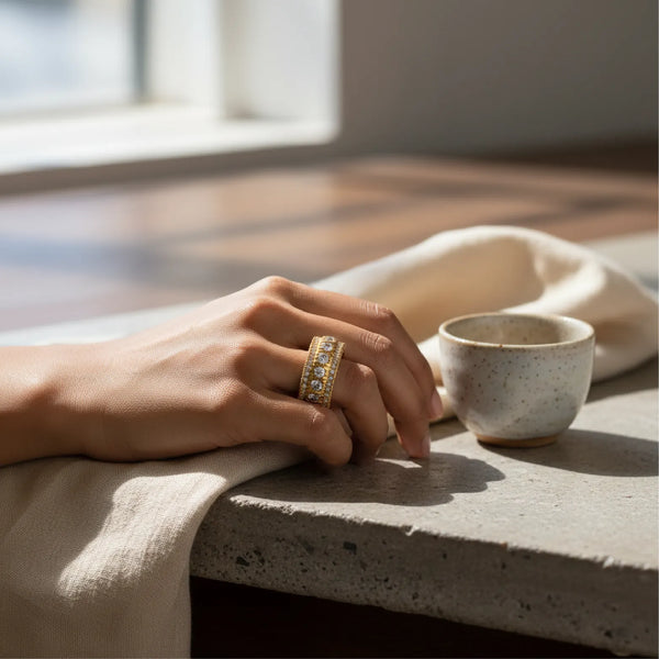 Royal Sparkle Band Ring