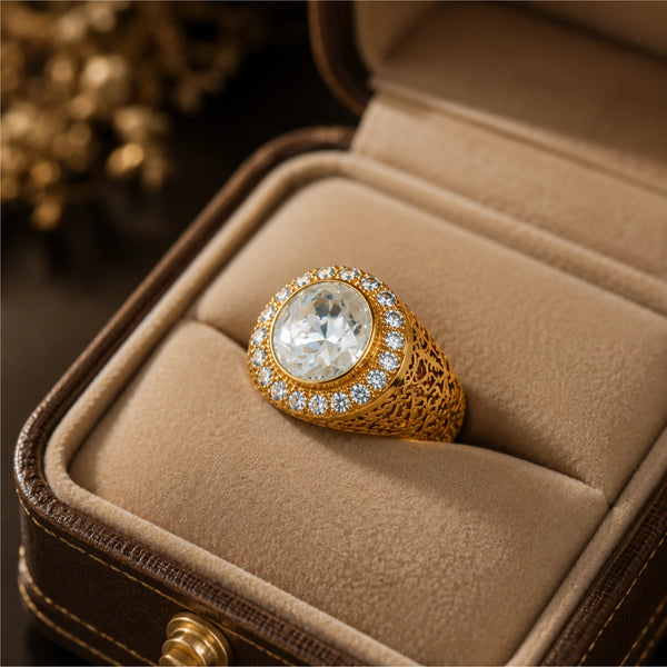 Royale Solitaire Ring
