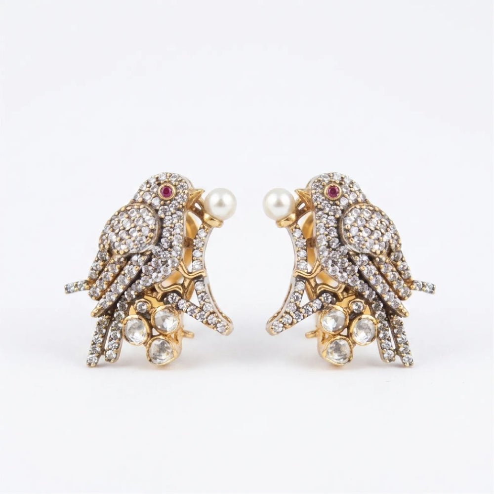 Sparrow Pearl Earrings