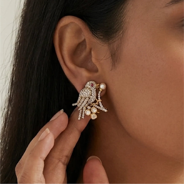 Sparrow Pearl Earrings